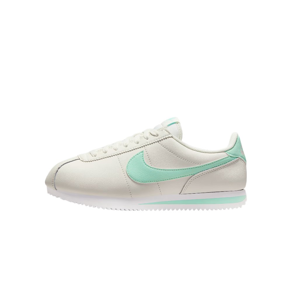 Nike Cortez Low Top Running Shoes Women's White