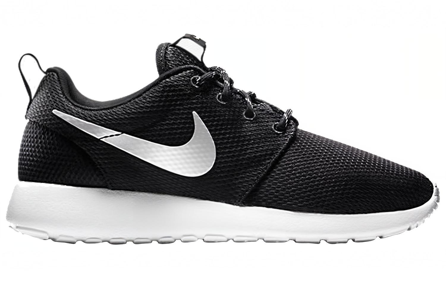 Nike Roshe One Black/Metallic Platinum White Women's купить в интернет-магазине Yoocart с быстрой доставкой по России.