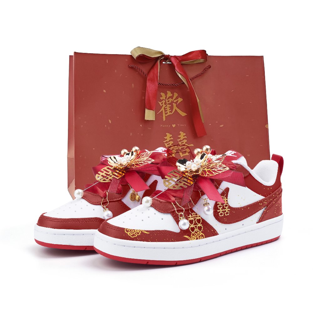 Nike Court Borough Cushioning, Wear Resistant Low top Skateboard Shoes Women's Red