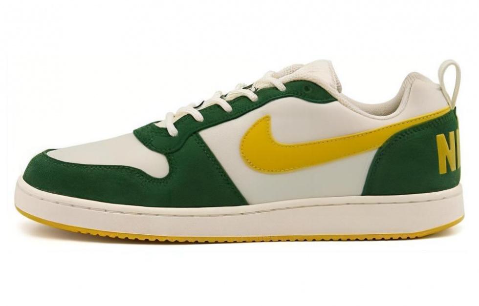 Nike Court Borough Low Premium