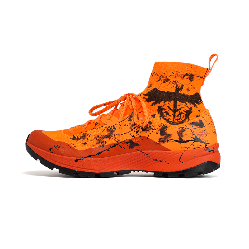 Arcteryx Verte Anti-Slip Wear-Resistant High-Top Running Shoes Unisex Orange