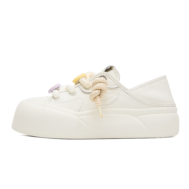 JEEP SPIRIT Low Top Skateboard Shoes Women's