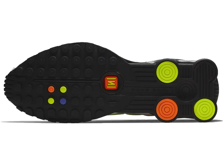 Nike Shox R4 White Flash купить в интернет-магазине Yoocart с быстрой доставкой по России.