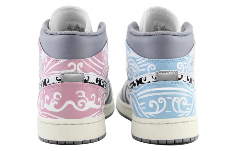 Jordan Air Jordan 1 Trendy Versatile Mid Top Vintage Basketball Shoes Men's Blue Pink Gray купить в интернет-магазине Yoocart с быстрой доставкой по России.