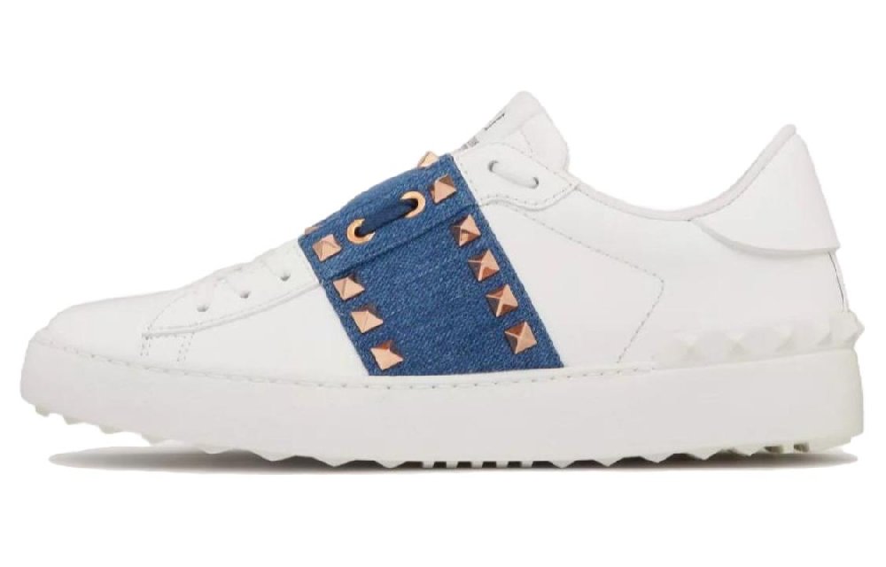 Valentino Garavani Rockstud Untitled Lace Up Sneakers Women's