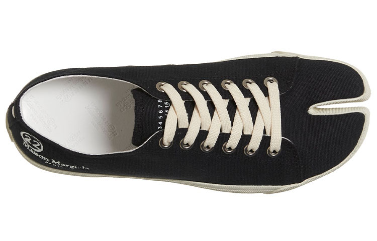 Maison Margiela Tabi Low Top Stylish Skateboarding Shoes Women's Black Beige White купить в интернет-магазине Yoocart с быстрой доставкой по России.