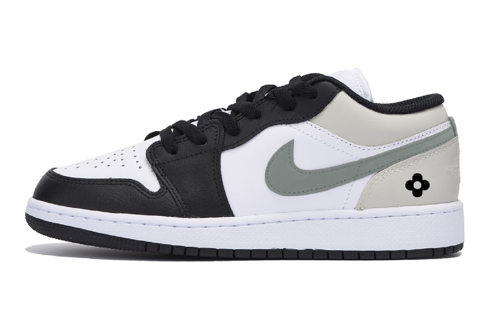 Jordan Air Jordan 1 Urban Chic Style Vintage Low Top Vintage Basketball Shoes Men's White Gray