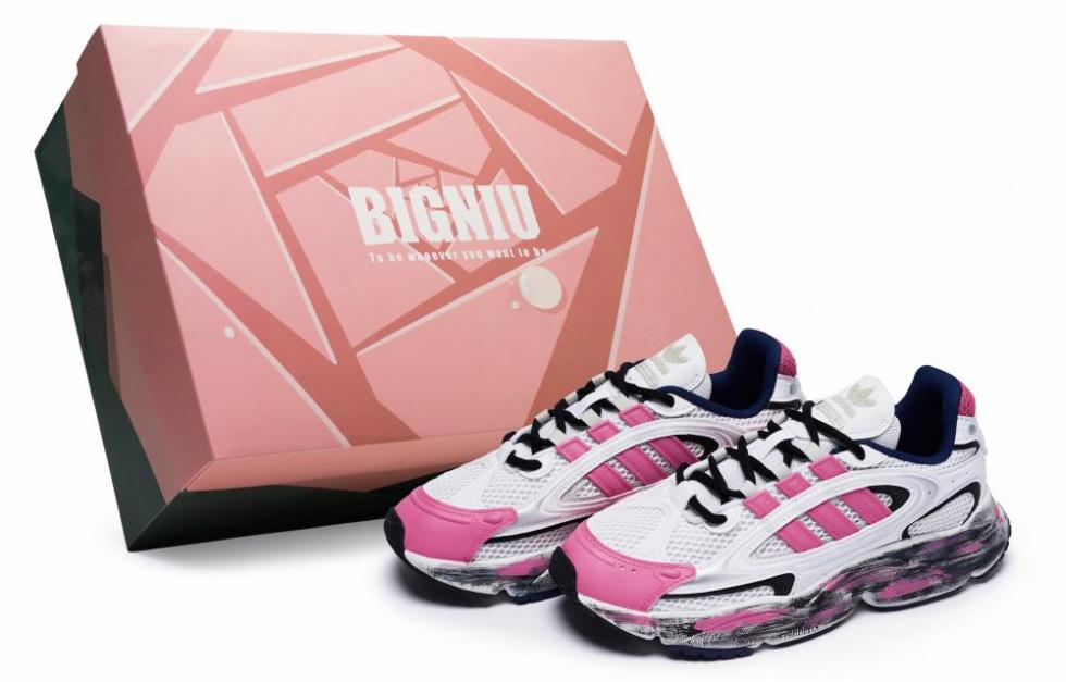 Adidas Originals Ozmillen Abrasion Resistant Breathable Low Top Running Shoes Unisex White Pink Black