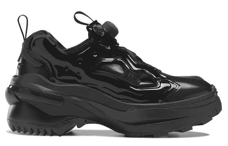 Reebok Tabi Instapump Fury Oxford Maison Margiela Black купить в интернет-магазине Yoocart с быстрой доставкой по России.