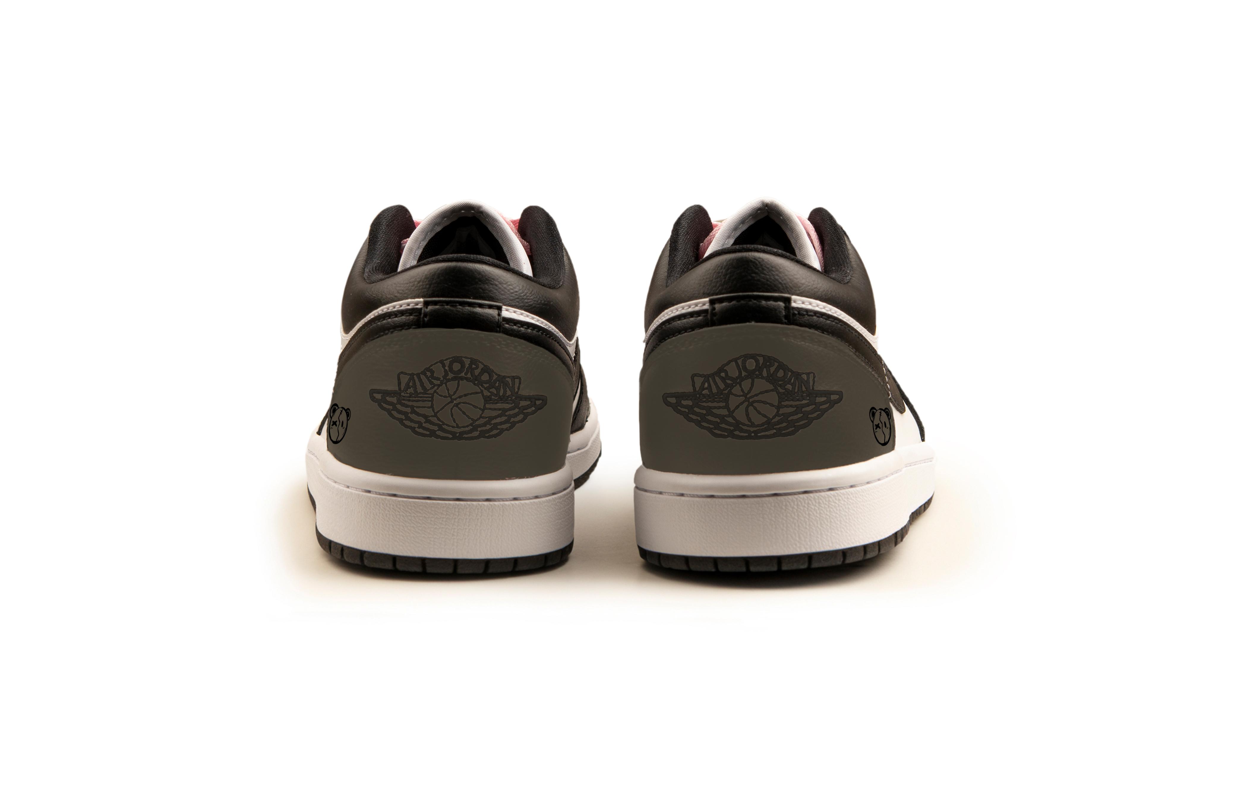 Jordan Air Jordan 1 Low Top Vintage Basketball Shoes Women's Black Brown купить в интернет-магазине Yoocart с быстрой доставкой по России.