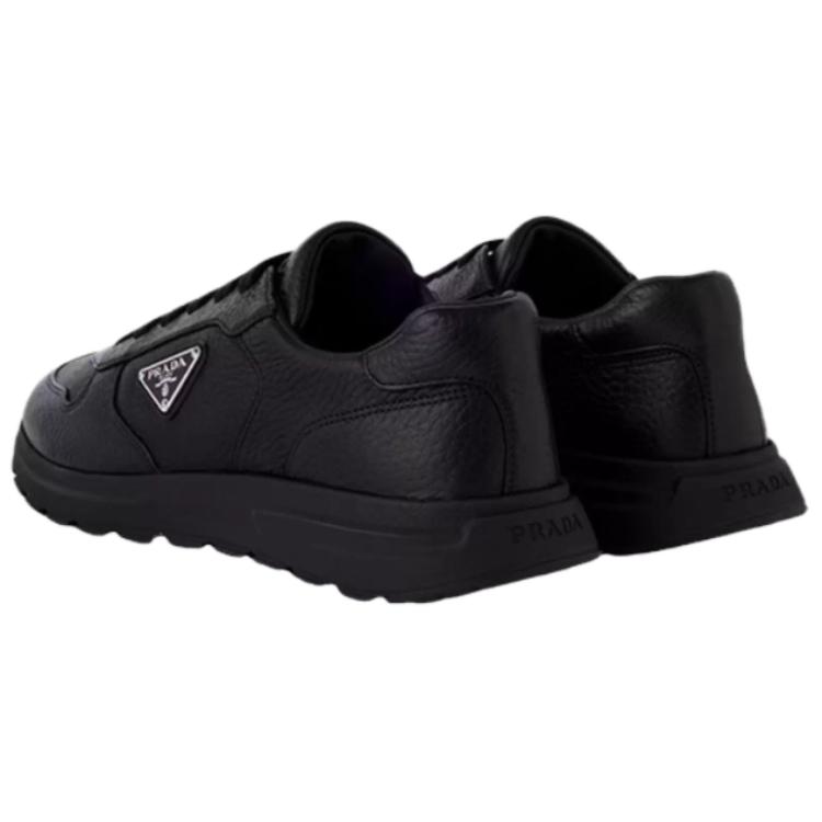 PRADA Prax 2 Low top Casual Shoes Men's Black купить в интернет-магазине Yoocart с быстрой доставкой по России.