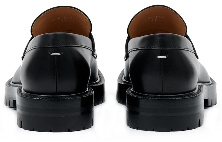 Maison Margiela Round Toe Slip On Loafers купить в интернет-магазине Yoocart с быстрой доставкой по России.