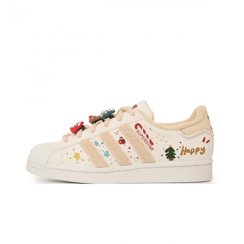Adidas Originals SUPERSTAR Anti-Slip Wear-Resistant Low-Top Skateboard Shoes Women's Beige Brown