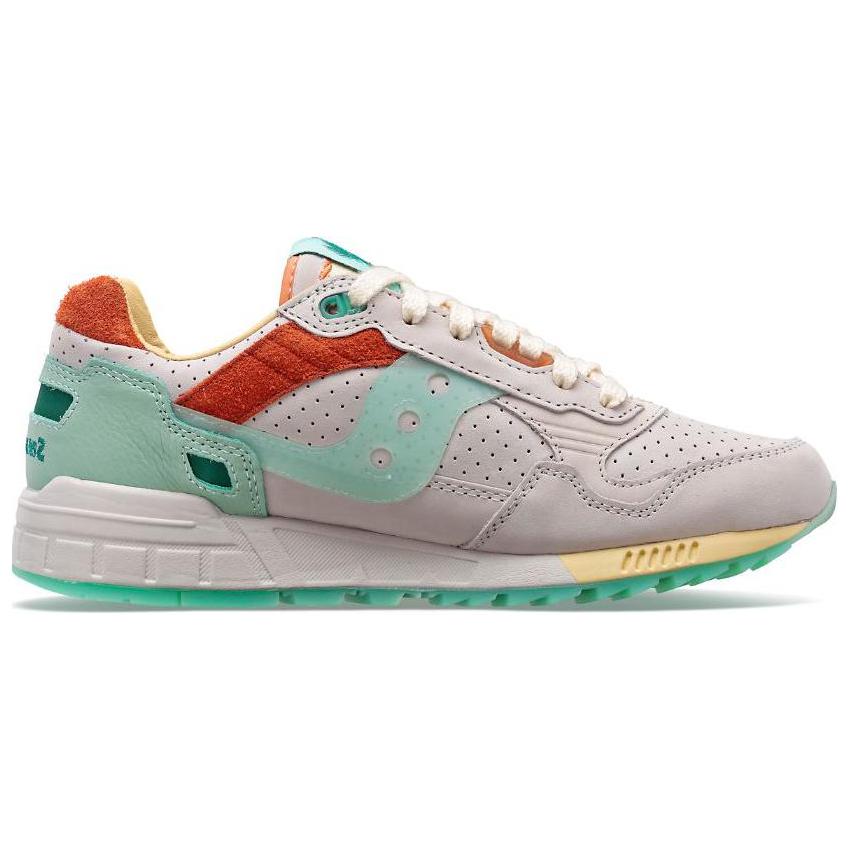 Saucony Shadow 5000 St. Barth Beige Green купить в интернет-магазине Yoocart с быстрой доставкой по России.