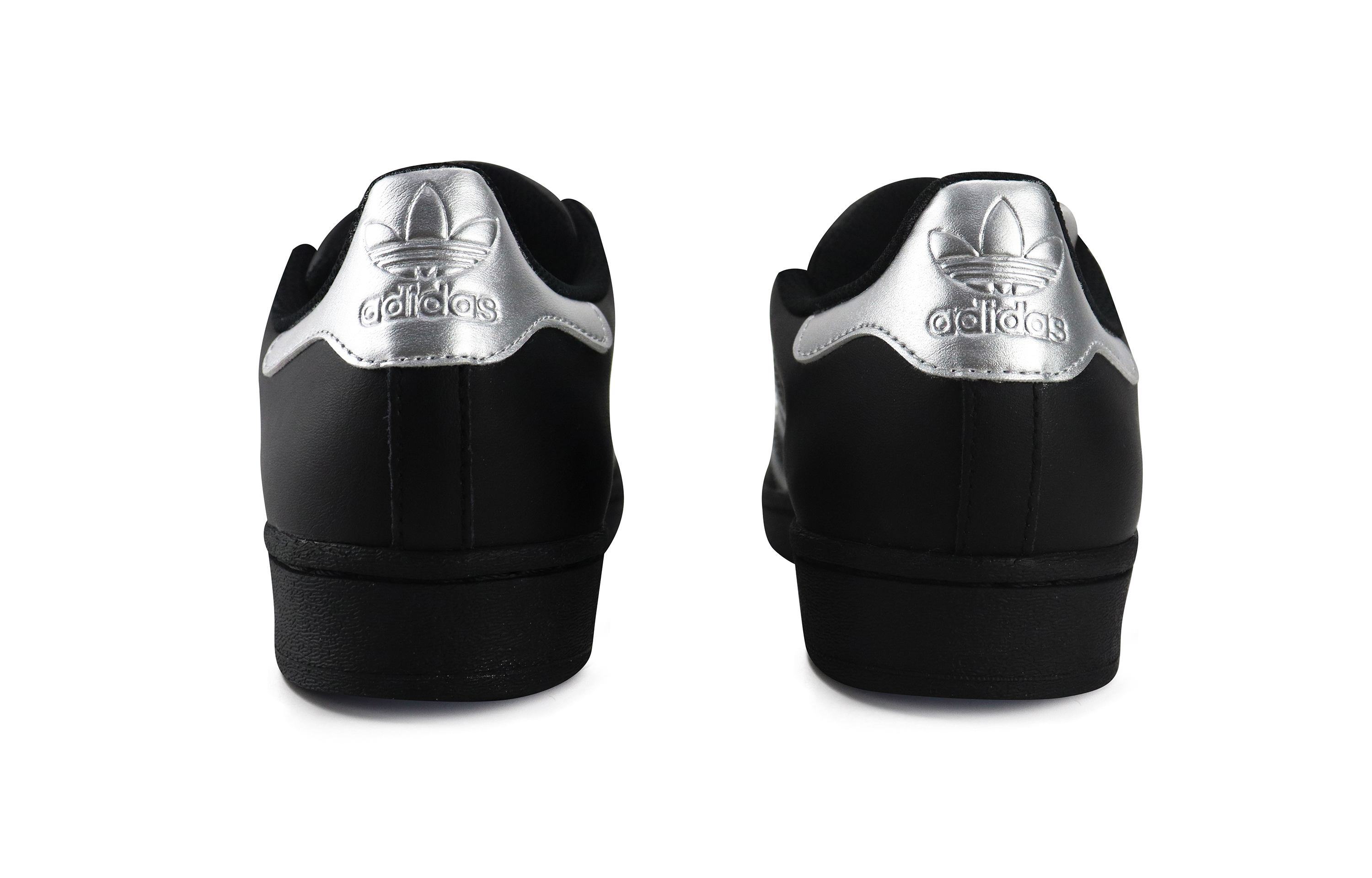 Adidas Originals SUPERSTAR Anti-Slip And Wear-Resistant Lightweight Low-Top Skateboard Shoes Unisex Black Silver купить в интернет-магазине Yoocart с быстрой доставкой по России.