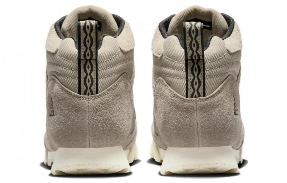 Nike Acg Torre Mid Waterproof Khaki купить в интернет-магазине Yoocart с быстрой доставкой по России.