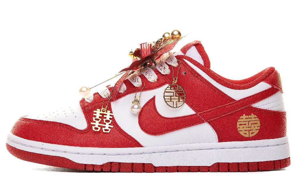 Nike Dunk Anti Slip Wear Resistant Low Top Skateboard Shoes Unisex Gold Red
