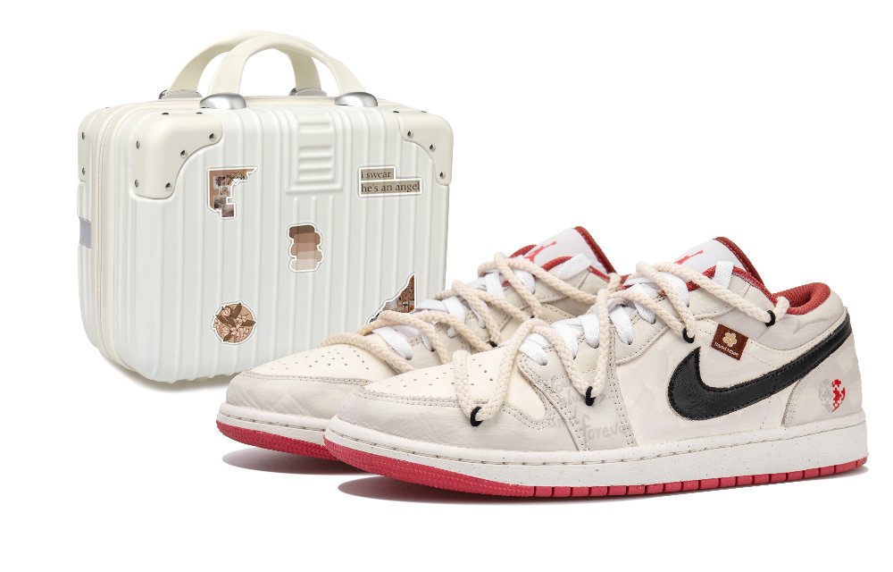 Jordan Air Jordan 1 Low Top Vintage Basketball Shoes Women's Beige Black Red