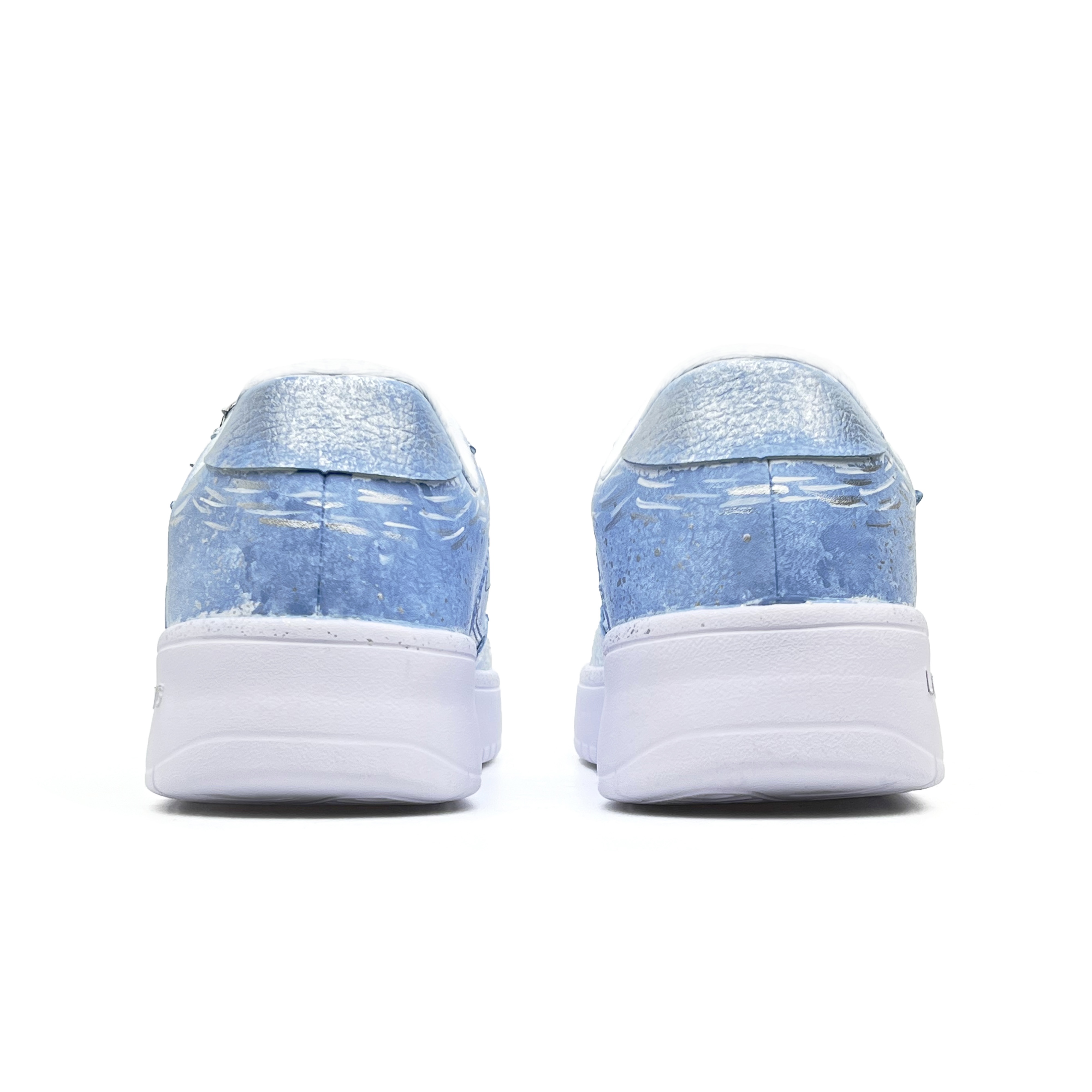 LiNing Pontoon Boats Abrasion Resistant Breathable Slip Resistant Low Top Skateboard Shoes Unisex White Blue Silver купить в интернет-магазине Yoocart с быстрой доставкой по России.
