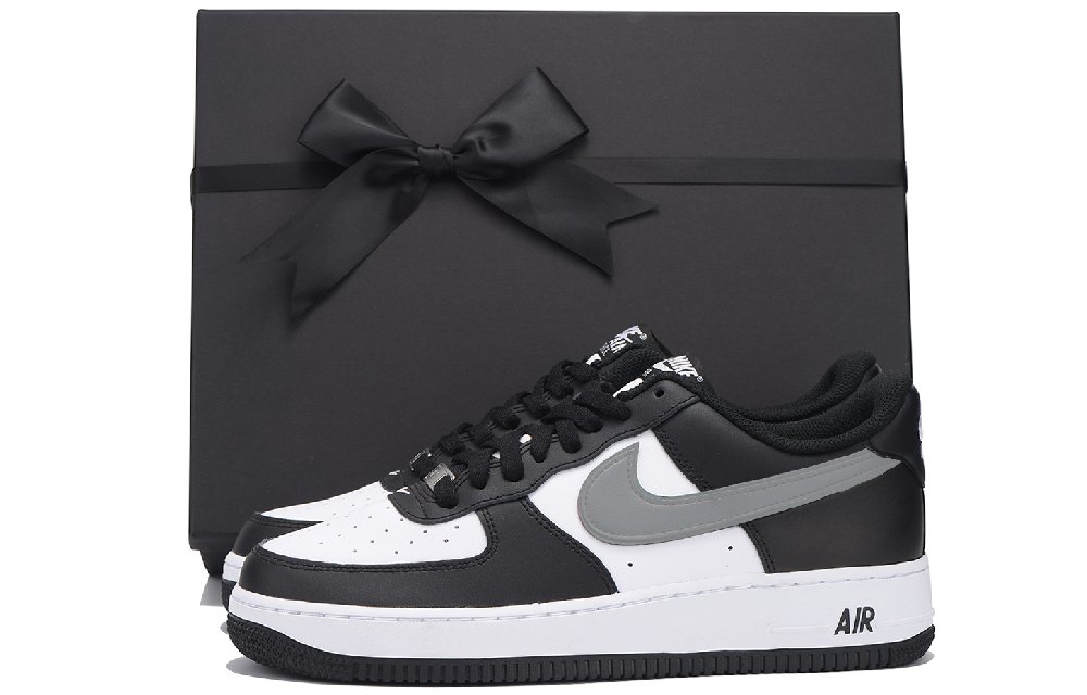 Nike Court Borough Slip-Resistant Coverage Low-Top Skateboard Shoes Unisex Black Gray