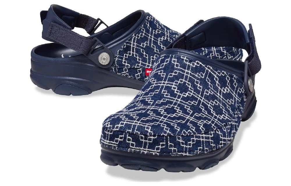 Levis x Crocs Closed Toe Slippers Unisex Dark Blue