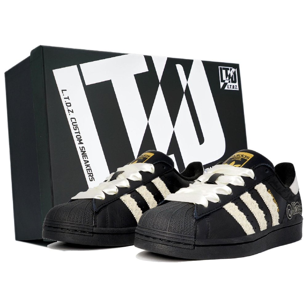 Adidas Originals SUPERSTAR Anti-Slip Wear-Resistant Low-Top Skateboard Shoes Unisex Black