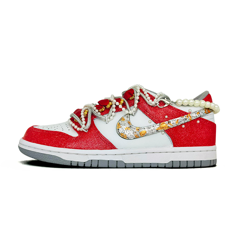 Nike Dunk Let's Get Married. Anti Slip Wear Resistant Low Top Skateboard Shoes Unisex Red