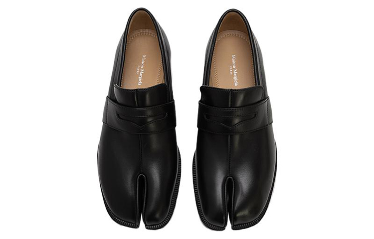 Maison Margiela Low-Heeled Slip-On Tabi Loafers Women's купить в интернет-магазине Yoocart с быстрой доставкой по России.