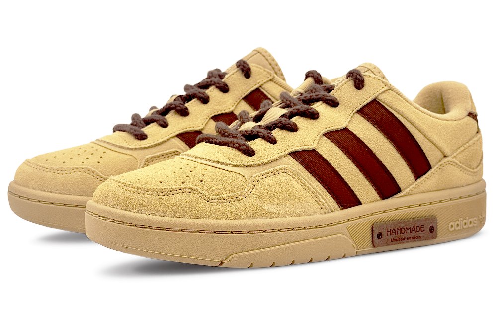 Adidas Originals Courtic Wear-Resistant Low-Top Skateboard Shoes Unisex Wheat Zong