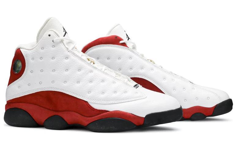 Jordan 13 Retro Cherry 2010 купить в интернет-магазине Yoocart с быстрой доставкой по России.