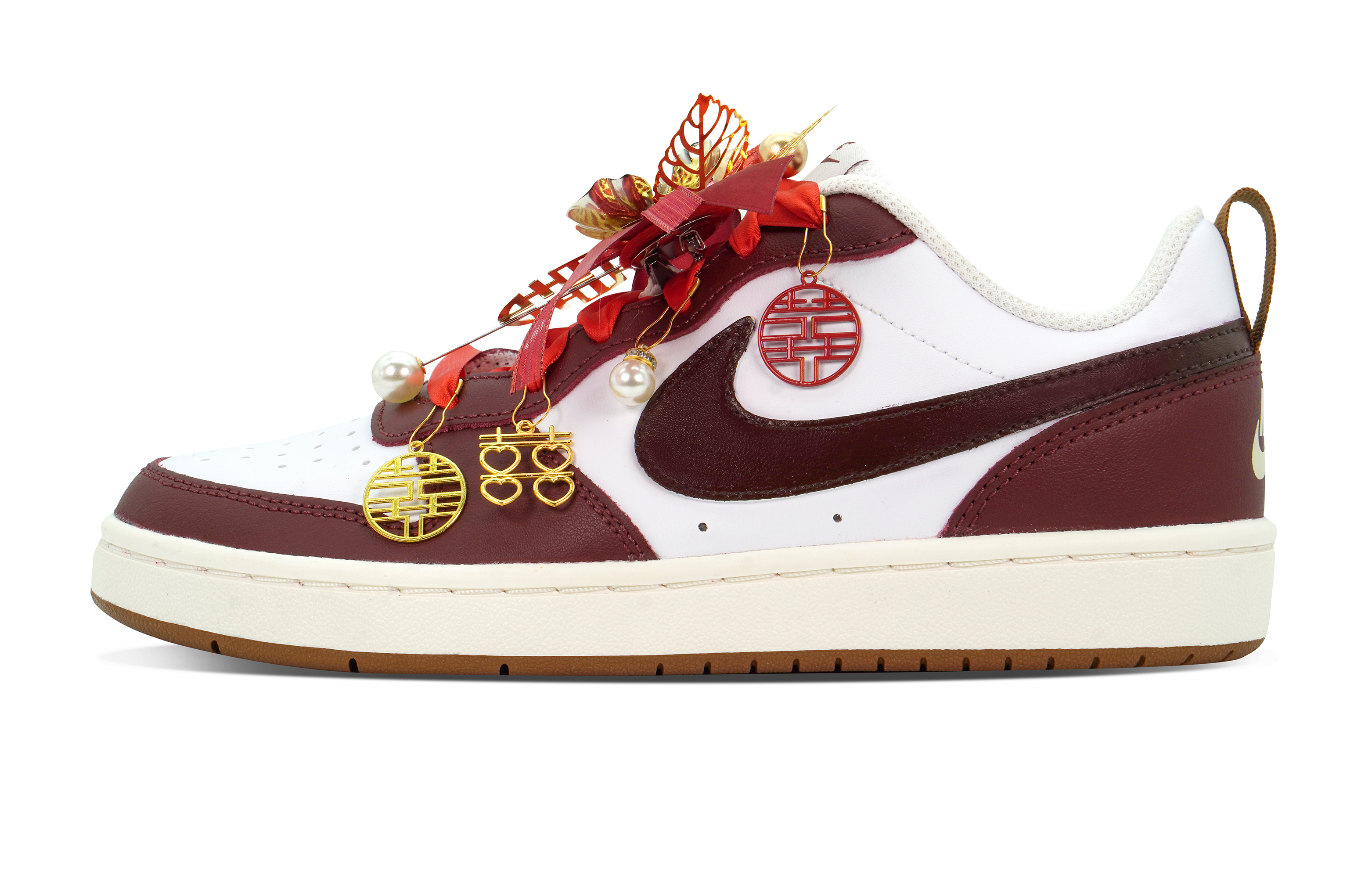 Nike Court Borough 2 Love Forever Anti Slip Wear Resistant Low Top Skateboard Shoes Women's White Red купить в интернет-магазине Yoocart с быстрой доставкой по России.