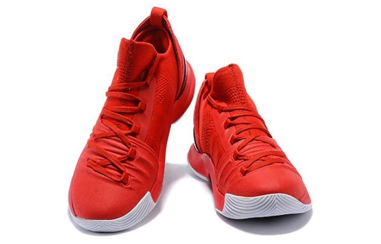 Under Armour Curry 5 Wired Different Under Armour Curry 5 Wired Different купить в интернет-магазине Yoocart с быстрой доставкой по России.
