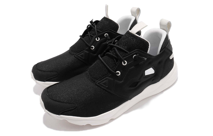 Reebok Furylite Cozy Wear Resistant Black купить в интернет-магазине Yoocart с быстрой доставкой по России.