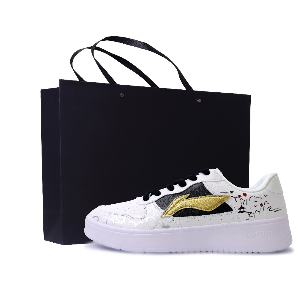 LiNing Pontoon Boats Abrasion Resistant, Lightweight, And Breathable Low Top Skateboard Shoes Unisex Black Gold