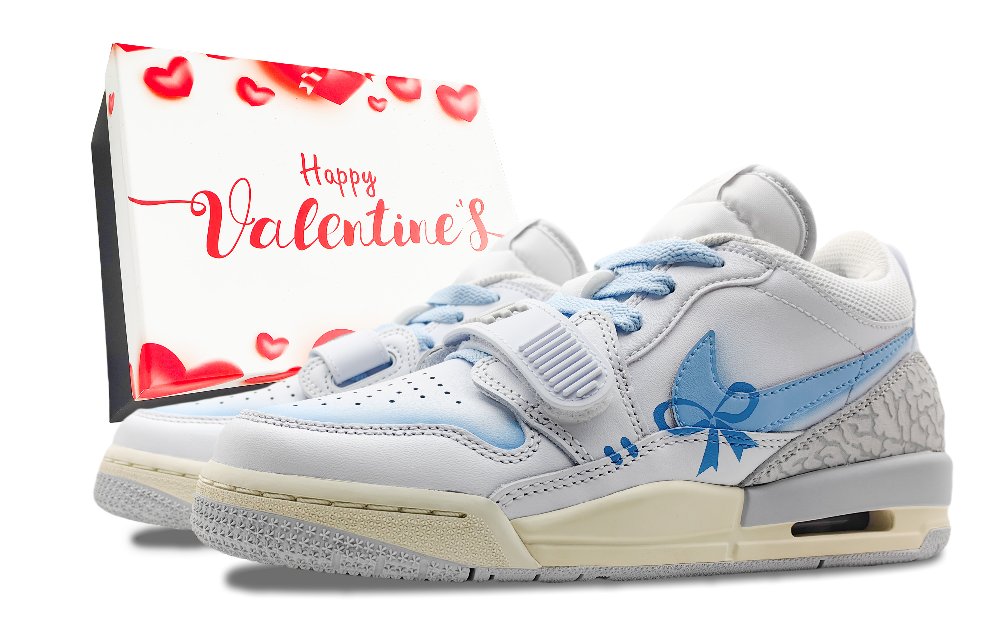 Jordan Legacy 312 Shock-absorbing And Waterproof Low-Top Vintage Basketball Shoes GS White Blue