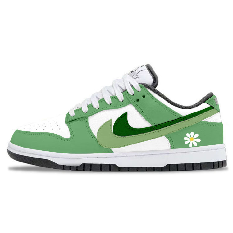 Nike Dunk Low Top Skateboard Shoes Women's Green