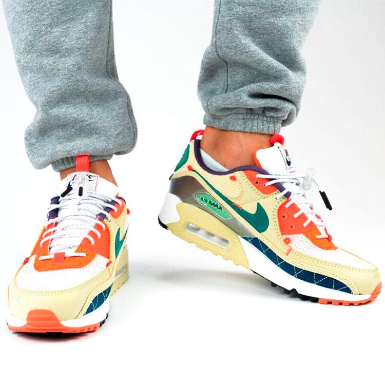 Nike Air Max 90 Trail Team Gold