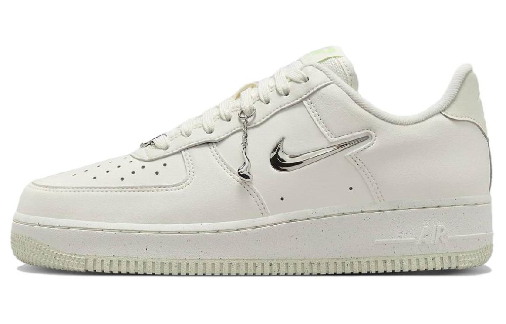 Nike Air FORCE 1 Кроссовки для скейтбординга Низкие Белые Женские