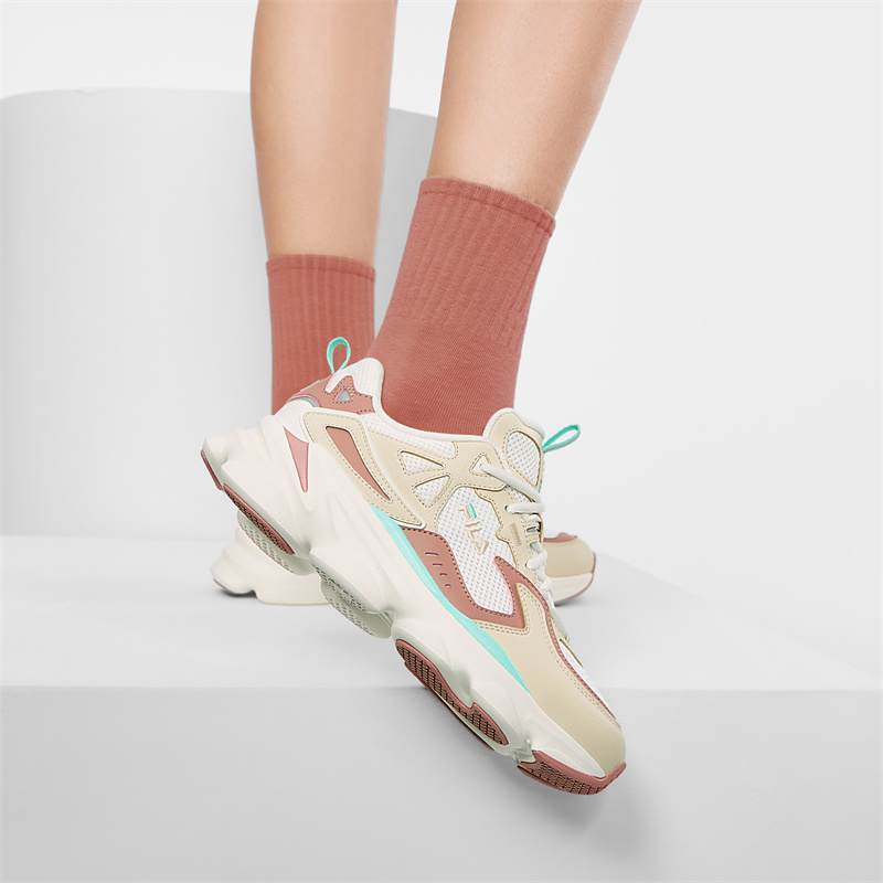 FILA Vintage Collection Low top Casual Shoes Women's Snow/Angora Brown купить в интернет-магазине Yoocart с быстрой доставкой по России.