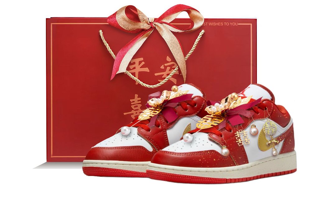 Jordan Air Jordan 1 Low Top Vintage Basketball Shoes Women's White Gold Red