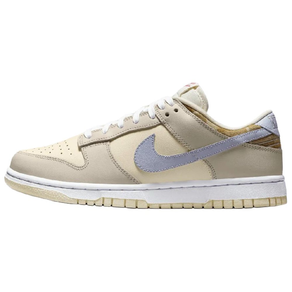 Nike Dunk Abrasion Resistant Low Top Skateboard Shoes Women's Beige