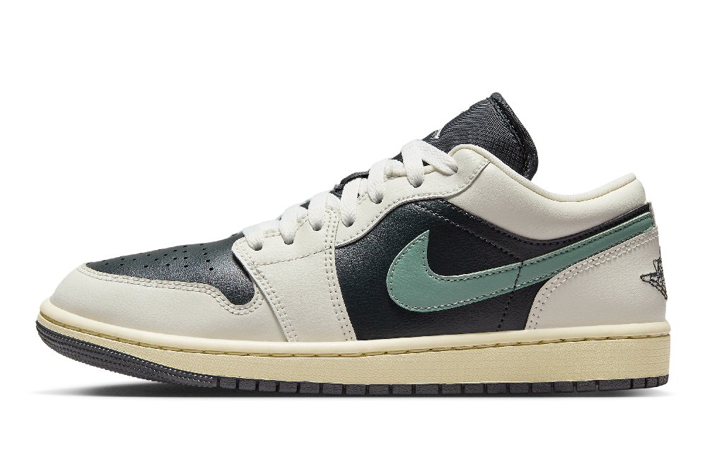 Jordan Air Jordan 1 Low Top Vintage Basketball Shoes Women's Black Beige