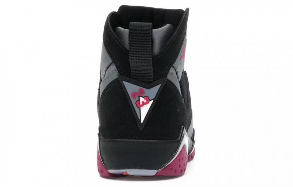 Jordan Air Jordan 7 Retro Sport Fuschia GS купить в интернет-магазине Yoocart с быстрой доставкой по России.