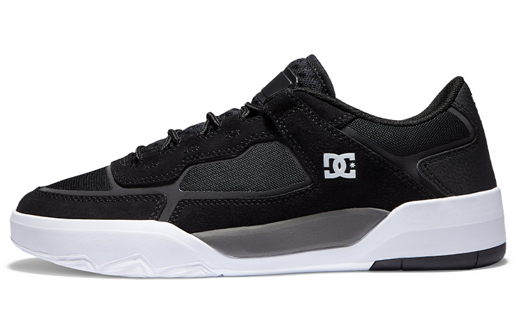 DC Shoes Metric Abrasion Resistant Cushioning Breathable Low Top Skateboard Shoes Men's Black White