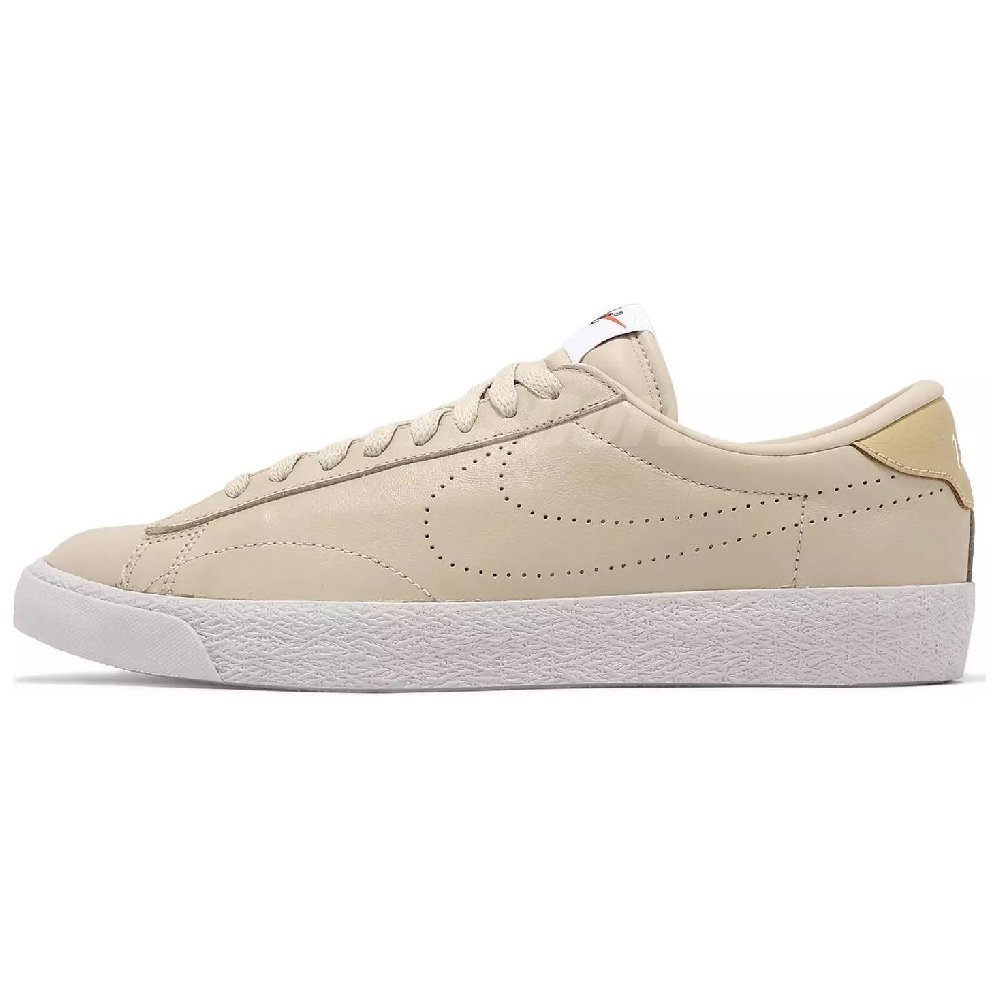Nike Tennis Classic Ac 'Sanddrift'