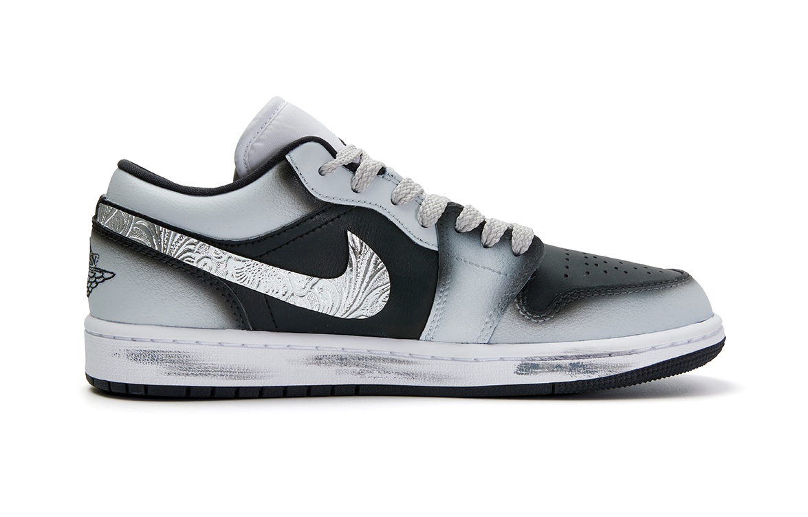 Jordan Air Jordan 1 Anti Slip Wear Resistant Low Top Vintage Basketball Shoes Unisex Silver Black купить в интернет-магазине Yoocart с быстрой доставкой по России.