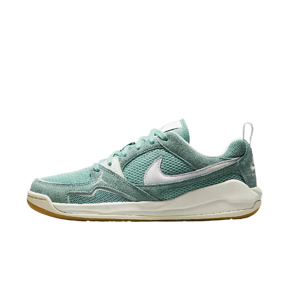 Jordan CMFT Era Low Top Casual Shoes Women's Green