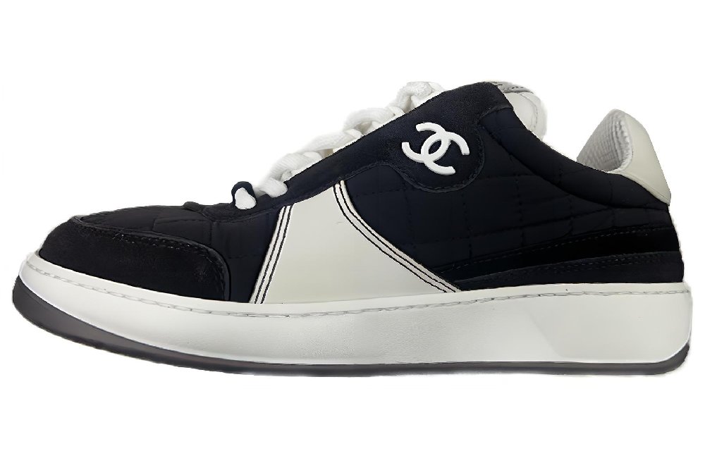 CHANEL Stylish Skateboarding Shoes Men's Black White