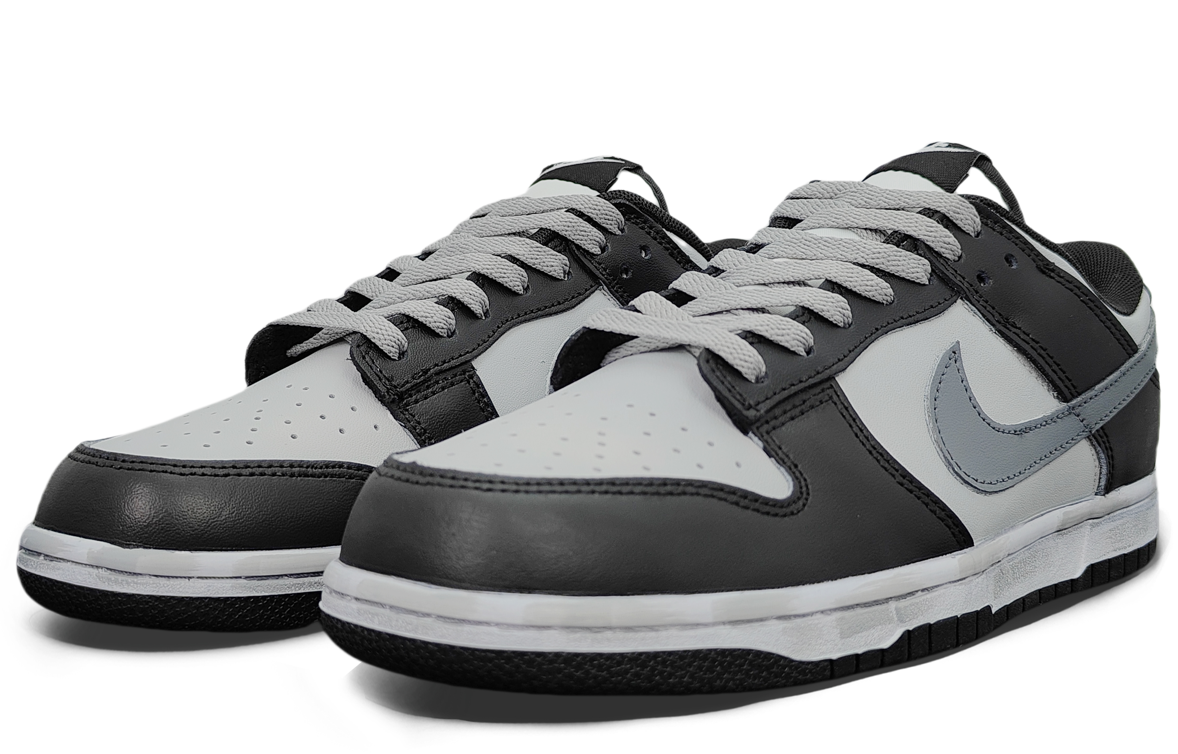 Nike Dunk Anti-Slip And Wear-Resistant Lightweight Low-Top Skateboard Shoes Women's Black Gray купить в интернет-магазине Yoocart с быстрой доставкой по России.