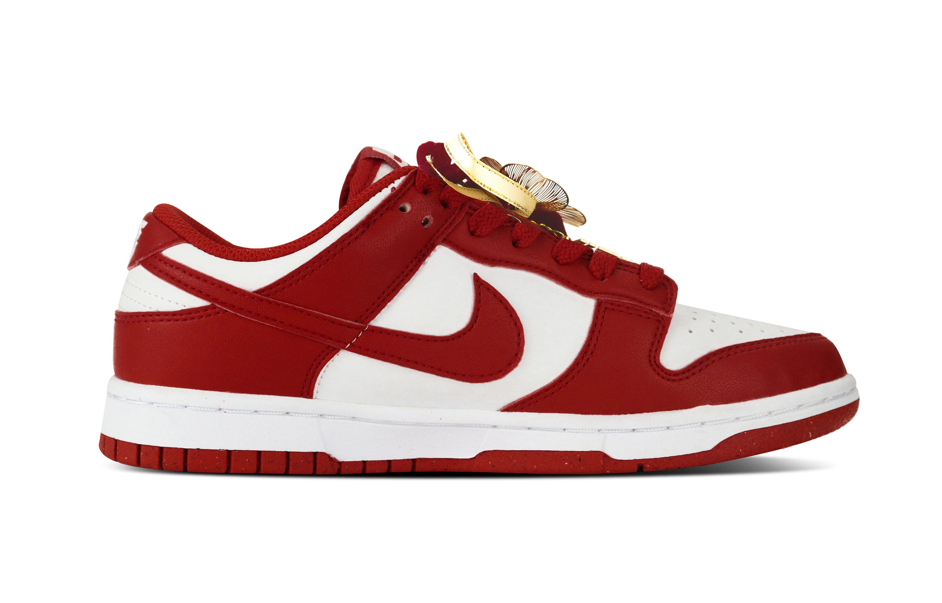 Nike Dunk Wear resistant And Lightweight Low top Skateboard Shoes Unisex Red White